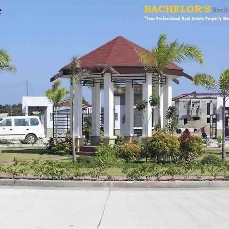 Two Story 87 Sqm Fully Air-Conditioned House In Babag 2, Île de Mactan Extérieur photo
